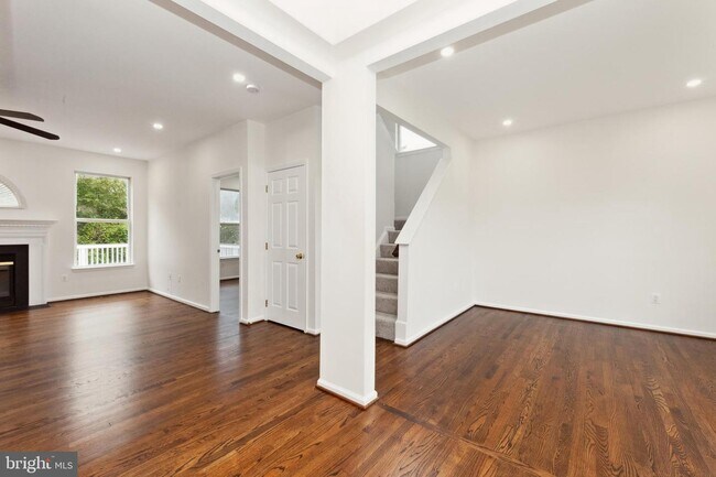 Building Photo - 10562 Talisa Ln