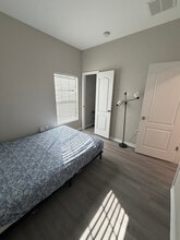 Building Photo - 4106 Winding Vine Dr