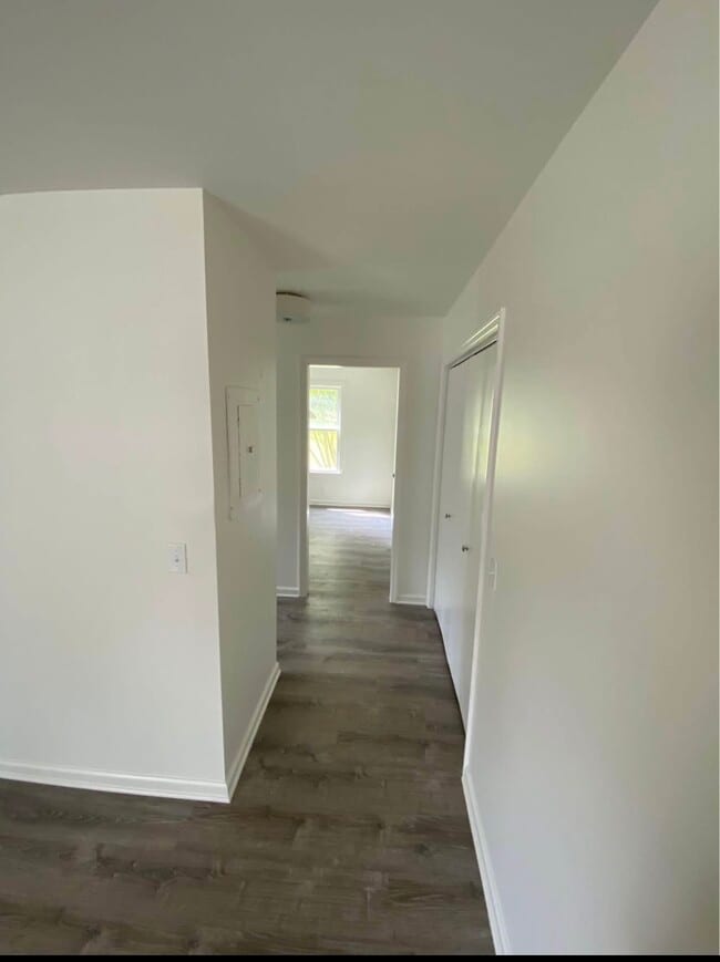 Foto del edificio - 4820 Catskill Dr