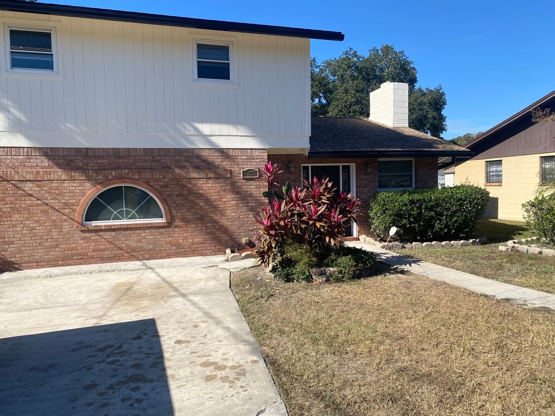 3758 Grant Rd, Jacksonville, FL 32207 House Rental in Jacksonville