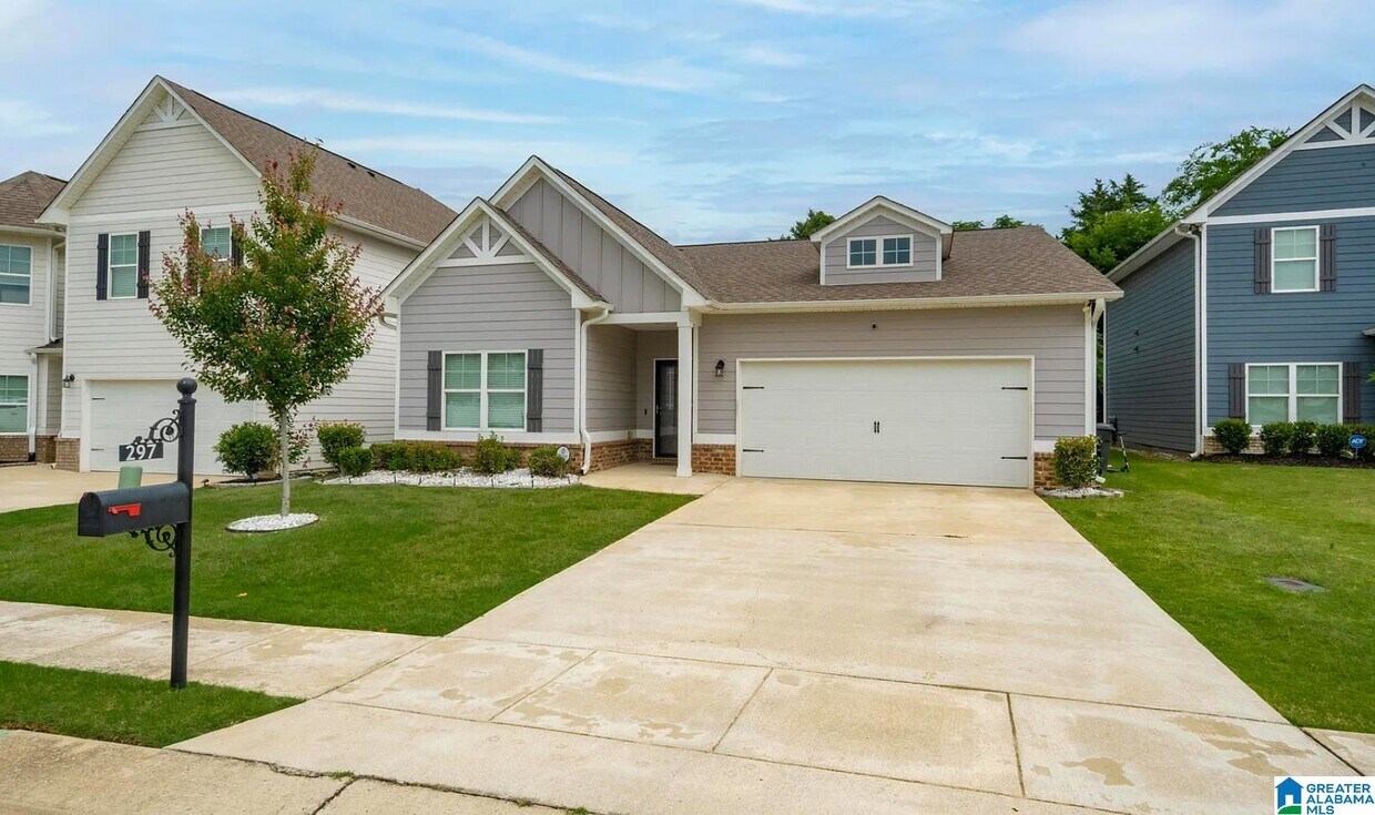Foto principal - 297 Union Station Dr