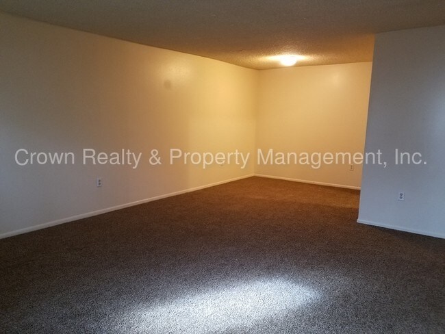 Foto del edificio - 921 E 17th St