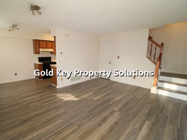 Building Photo - 700 High St