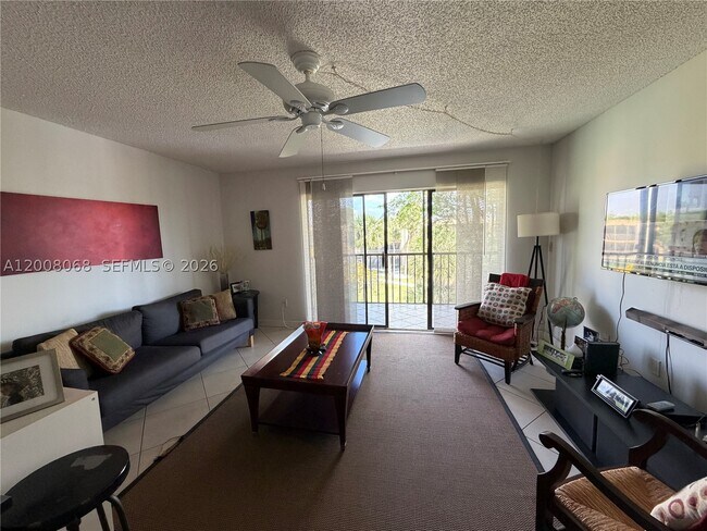 Foto del edificio - 8415 SW 107th Ave