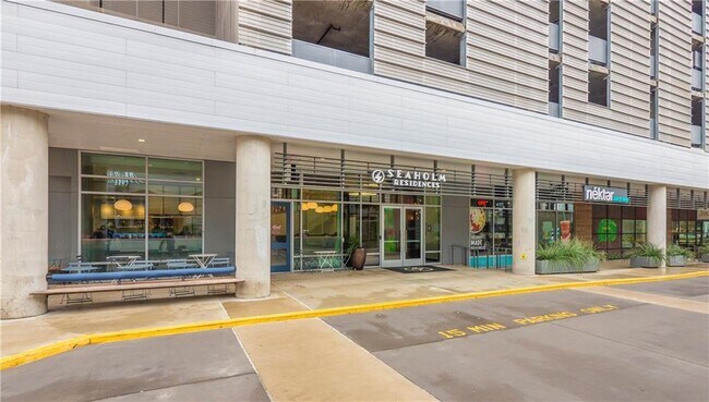 Foto del edificio - 222 West Ave