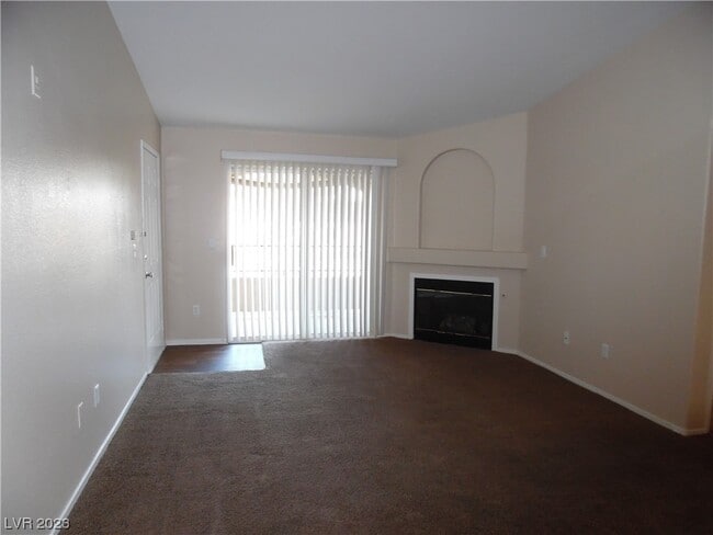 Building Photo - 7885 W Flamingo Rd
