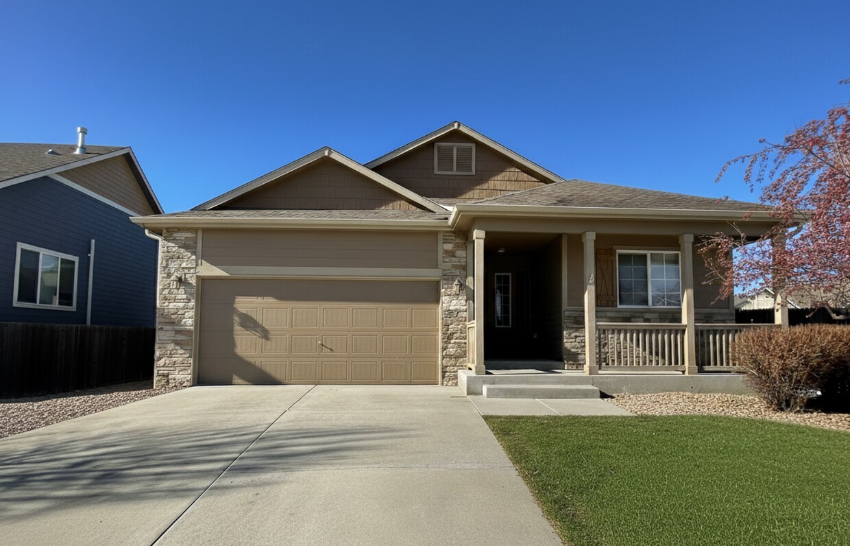 Low-Maintenance 3BR Ranch in Johnstown Far... - Low-Maintenance 3BR Ranch in Johnstown Far...