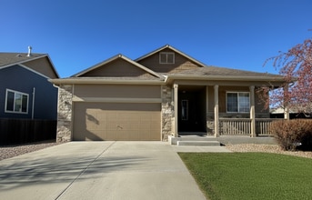 Building Photo - 420 Territory Ln