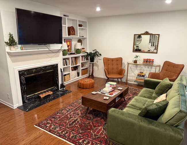 Living room - 3000 Hillsboro Pike