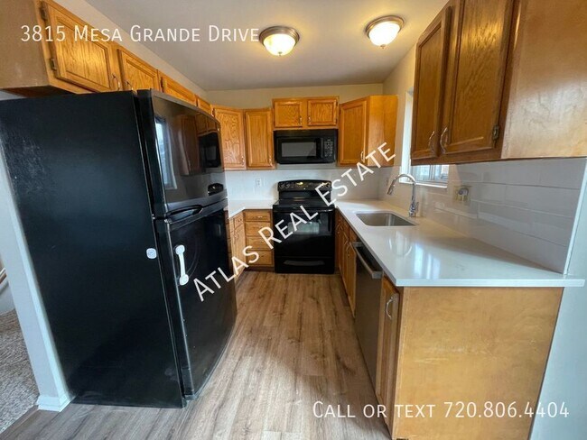 Foto del edificio - Coming Soon! Beautiful 4 Bedroom 2 Bath bi...