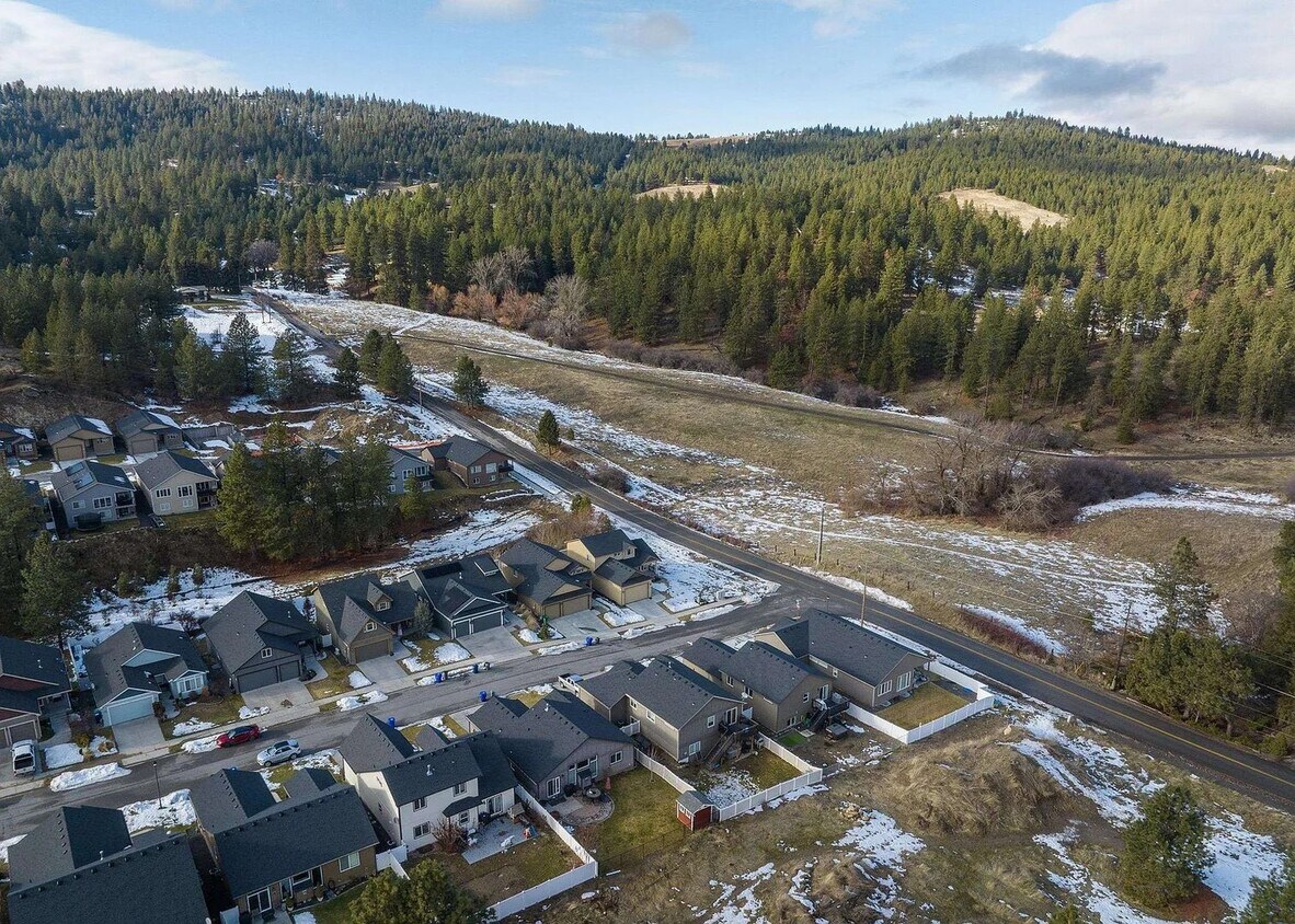 Foto del edificio - New Listing Ponderosa Ridge/Dishman Mica 4...