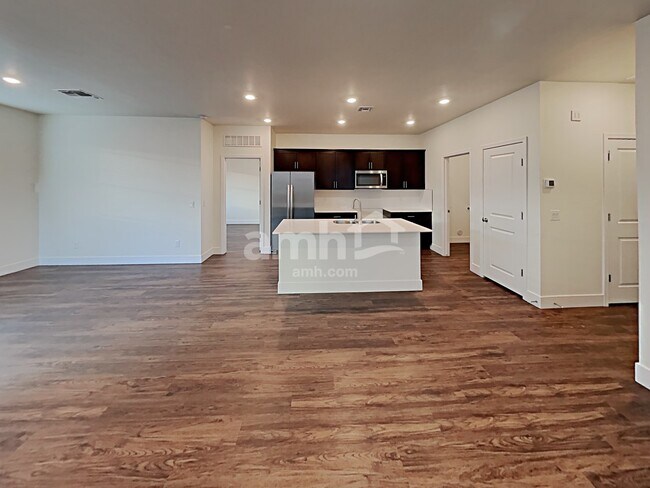 Foto del edificio - 21606 S 231st St