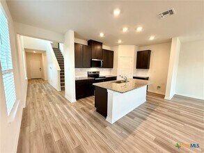 Building Photo - 433 Panther Pass