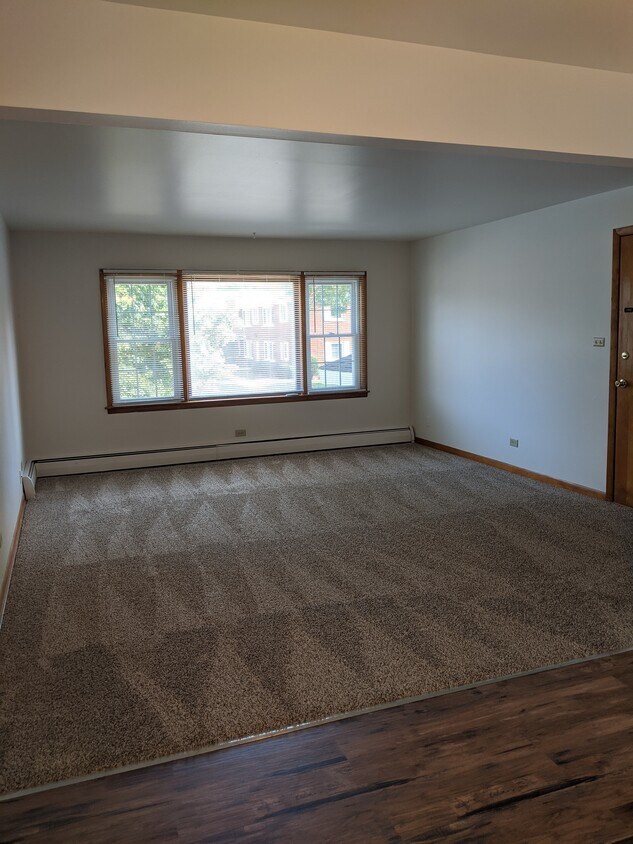 521 Kungs Way Unit 2N, Joliet, IL 60435 Apartments in Joliet, IL