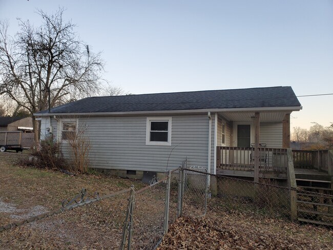 Building Photo - 1300 Beaman Lake Rd