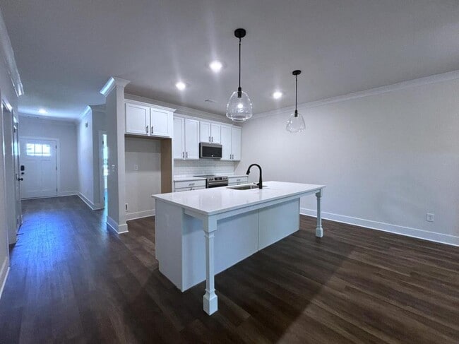 Photo - 74 Village Ct House