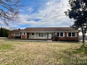 Building Photo - 149 Lytton Farm Rd