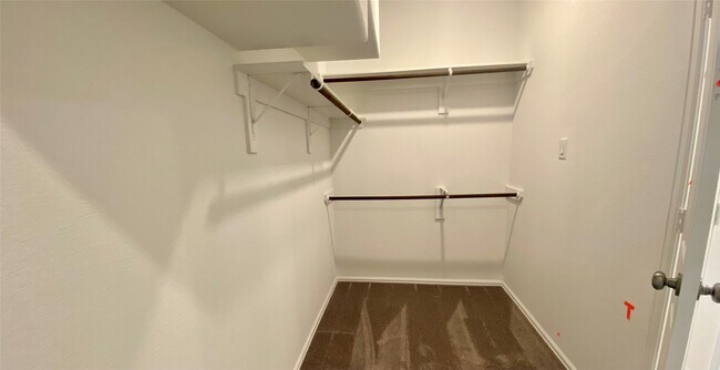 Foto del edificio - 26610 Daylily Grove St