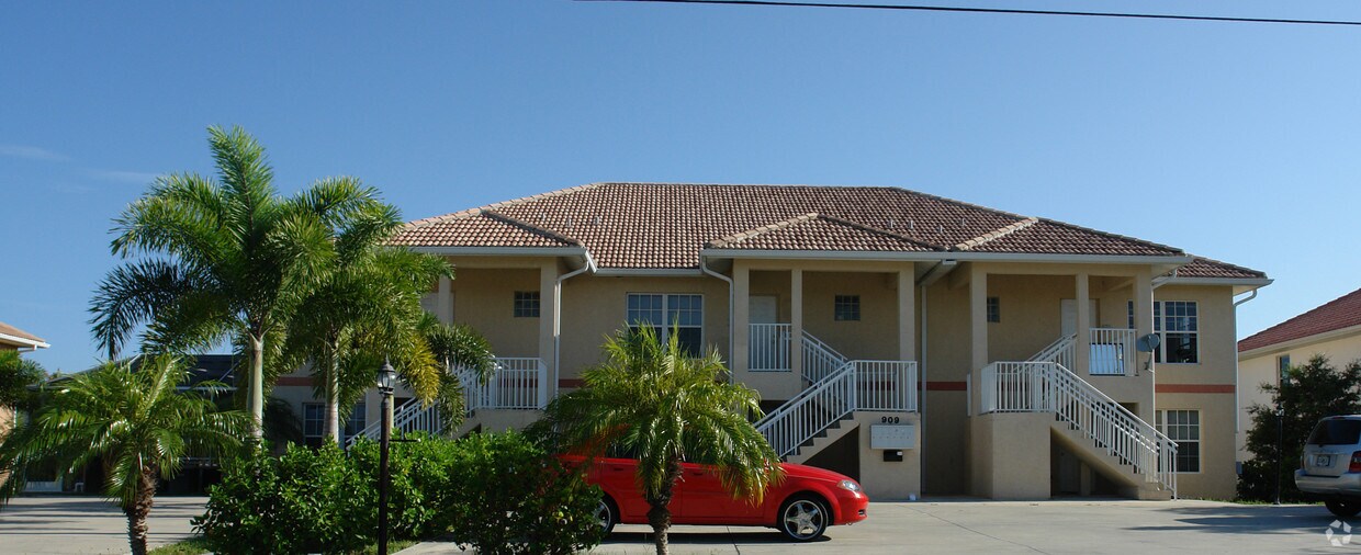 Primary Photo - Sunny Lodges Condo