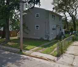 Building Photo - 79 Forest Avenue