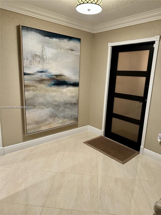 Foto del edificio - 15101 Garvock Pl