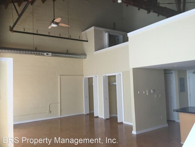 Building Photo - 1 br, 1 bath House - 98 NB Gratiot Ave Uni...