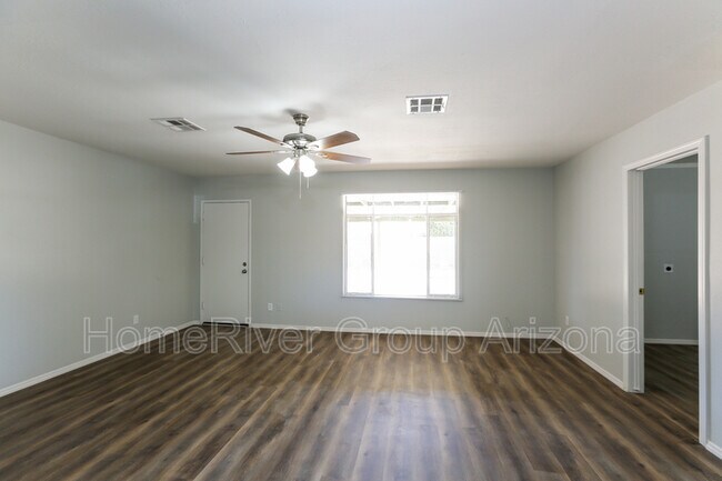 Foto del edificio - 5731 N 33rd Ave