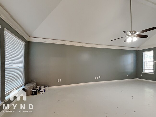 Building Photo - 22911 Garden Canyon Dr