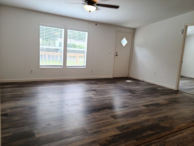 Foto del edificio - Updated 3 bed 2 bath