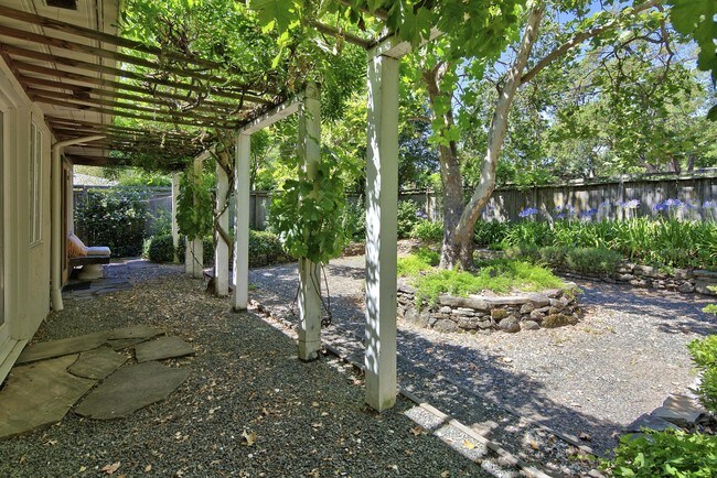 Building Photo - 19370 7th St E