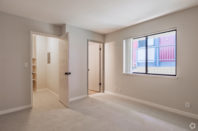 1BR, 1BA - 520SF - Bedroom - 362 Alida Way