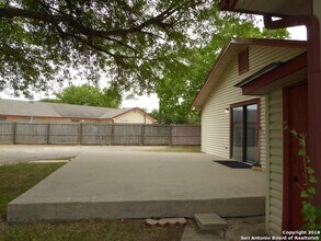 Building Photo - 11002 Gaylord Dr