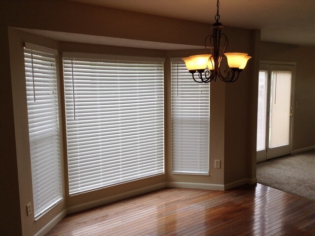 Foto del edificio - 1205 Emery Ridge Dr