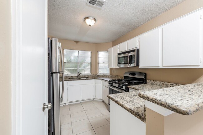 Foto del edificio - 11110 Grassyglen Dr