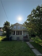 Building Photo - 616 Mundy St