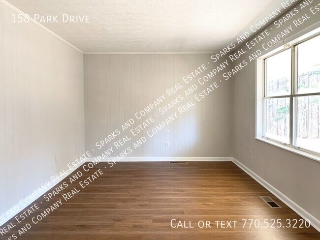 Building Photo - Carrollton Rental