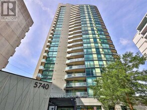 Building Photo - 5740 Yonge St