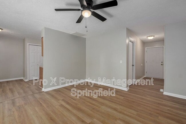 Building Photo - 1270 E Rockhill St
