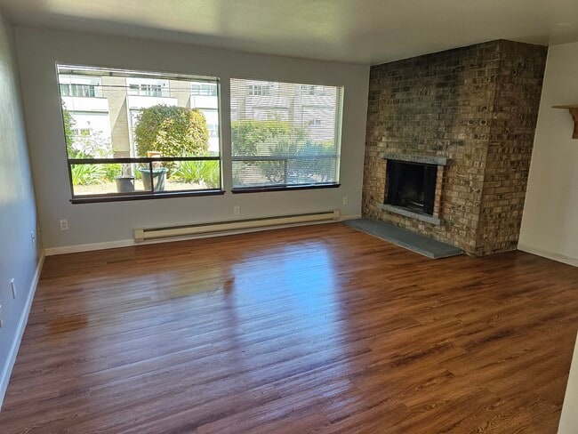 Living Room - 3419 22nd Ave W