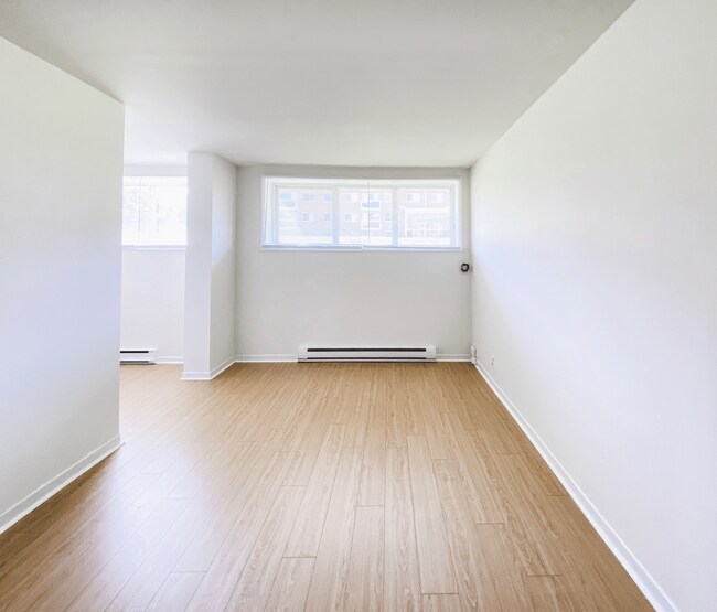 Photo du bâtiment - Freshwater Road Apartments