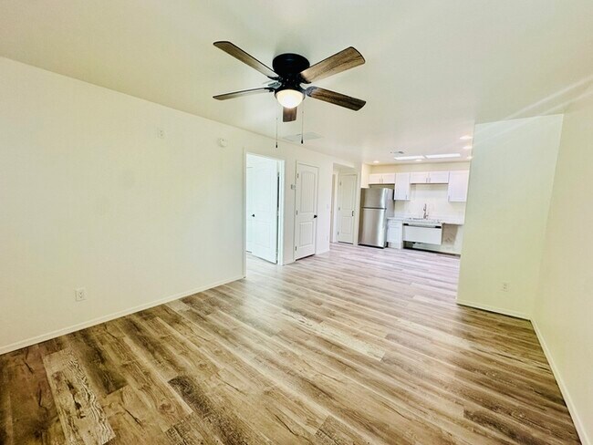 Foto del edificio - 1337 W Pennington St