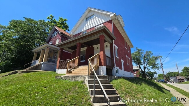 Building Photo - 4000 W Liberty St