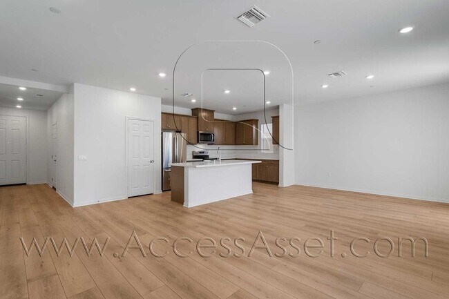 Building Photo - 4812 Sicily Dr