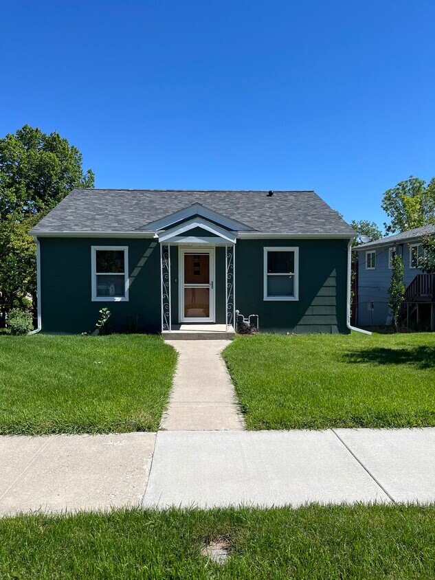 1406 Knight St, Helena, MT 59601 House Rental in Helena, MT