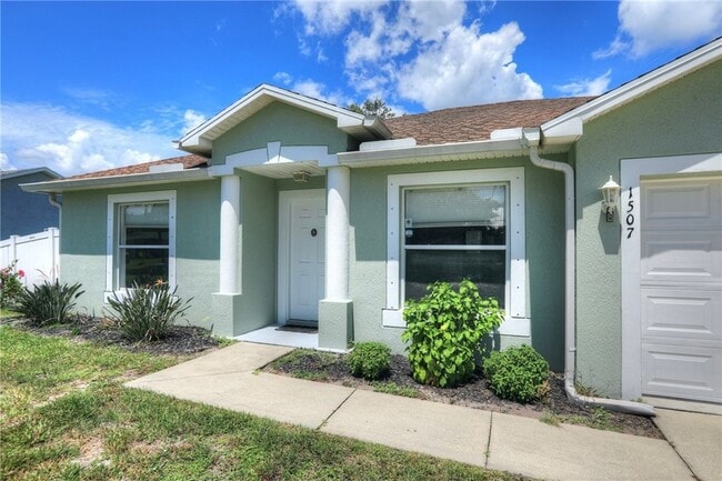 Building Photo - 1507 Ocean Cove St