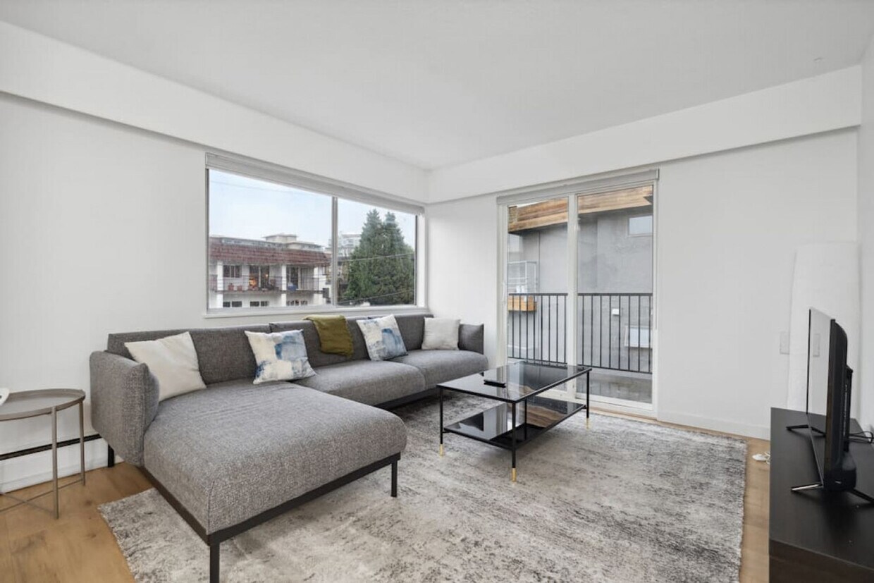 Photo principale - 229 E 13th Ave
