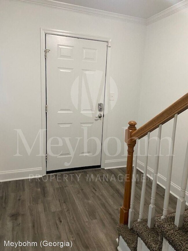 Building Photo - 3 br, 2.5 bath House - 2060 Reserve Lane