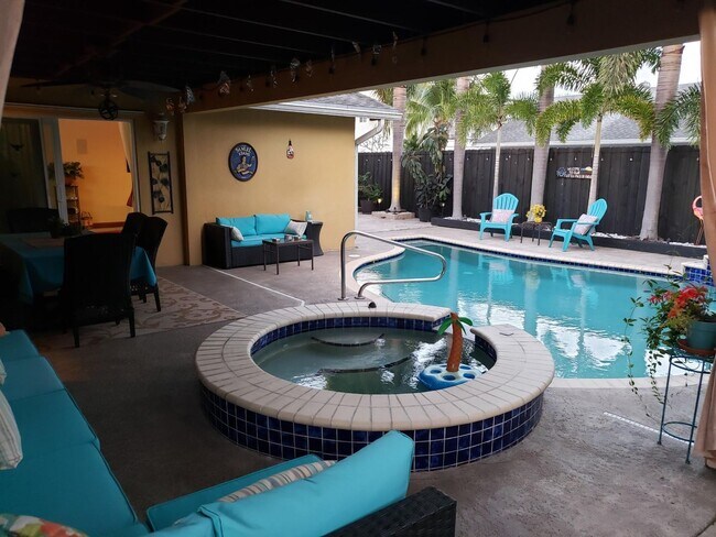 Foto del edificio - 1402 SW 25th Ave