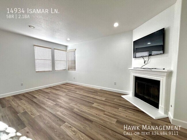 Foto del edificio - 14934 Isamar Ln