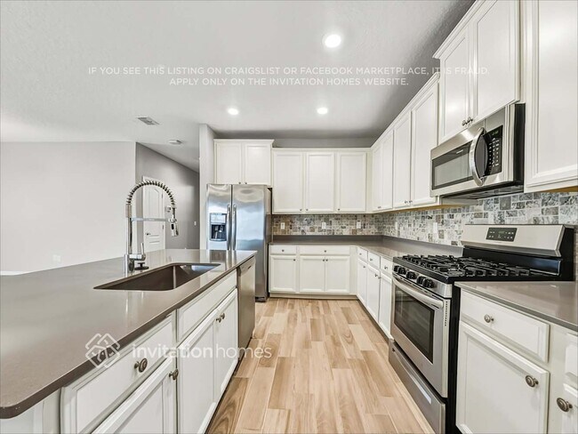 Foto del edificio - 272 Ash Breeze Cv